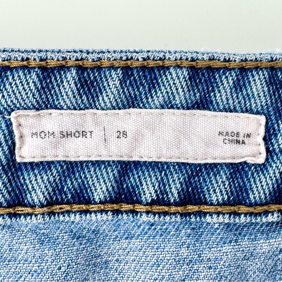 High Rise Light Wash Shorts - Picture 14 of 15